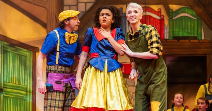 The Roses Theatre pantomime breaks box office records