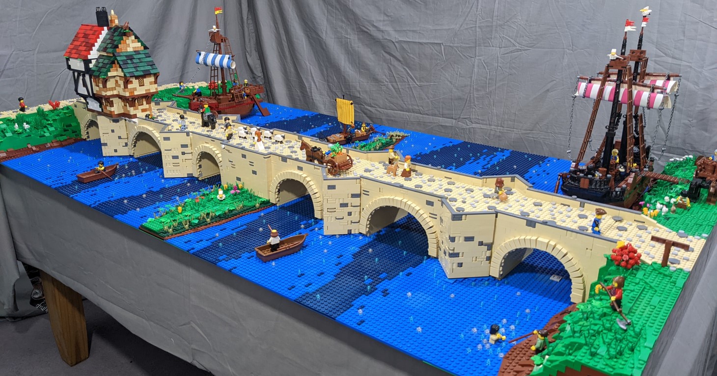 Little LEGO fans can also take part in building workshops during the exhibition.