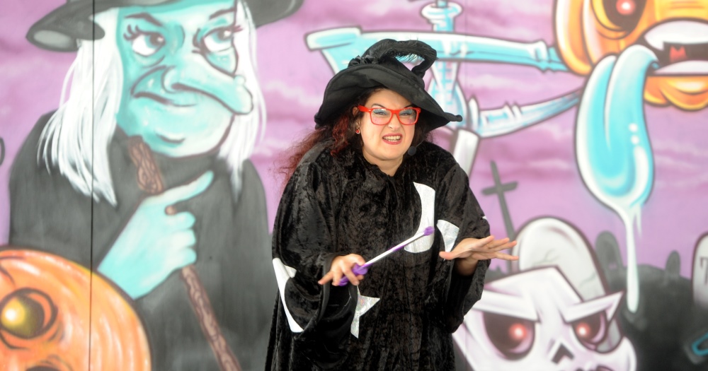 Meet Spookyard’s Witch Hazel and Wizard Wibble at Over Farm this autumn.