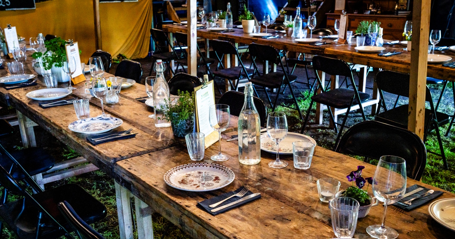 Cirencester's unique restaurant under canvas launches a la carte dining and a cosy new vibe for autumn