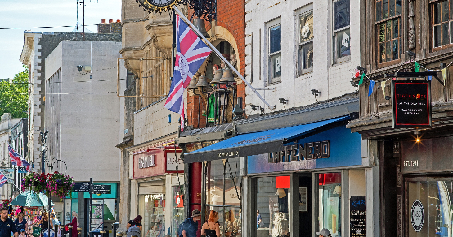 One of Gloucester's most popular cocktail bars is closing