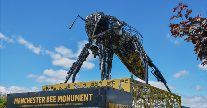 Giant bee sculpture buzzes into Gloucester with a powerful message