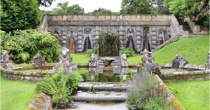13 best gardens to visit in Gloucestershire