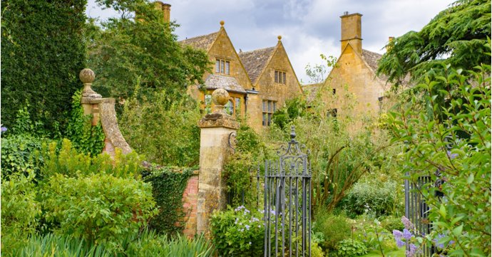 12 glorious gardens in Gloucestershire