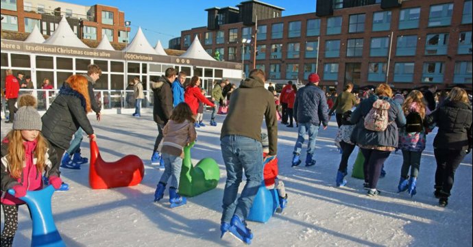 Outdoor ice rink returns to Gloucester Quays this Christmas