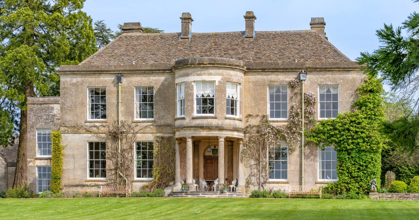 Spectacular Grade II-listed manor house straight out of Bridgerton