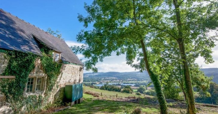 The Mortgage Brain sponsors SoGlos’s new property round-up series which uncovers some of the most intriguing properties on sale in Gloucestershire right now.
