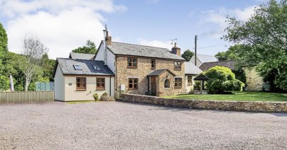 This five-bedroom family home near Ross-on-Wye offers plenty of flexible living space for a large family.