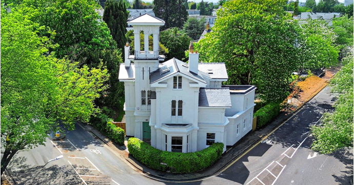 Take a peek inside Cheltenham's iconic Zookeeper's House as it hits the market