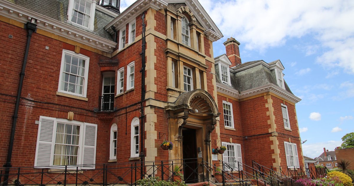 6 wonderful Lilian Faithfull Care homes in Gloucestershire