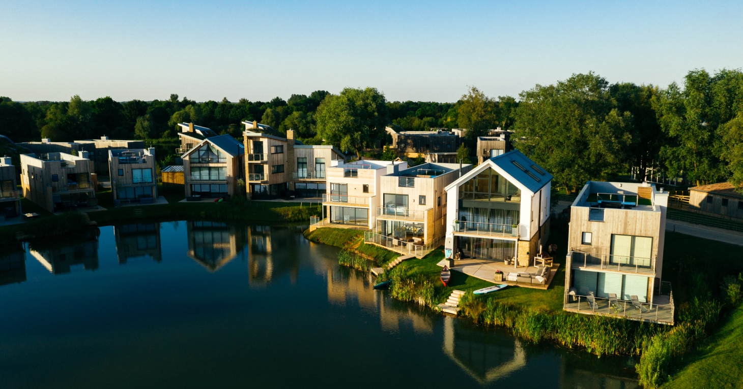 Two Cotswolds holiday destinations named among the best stays in the UK for tennis