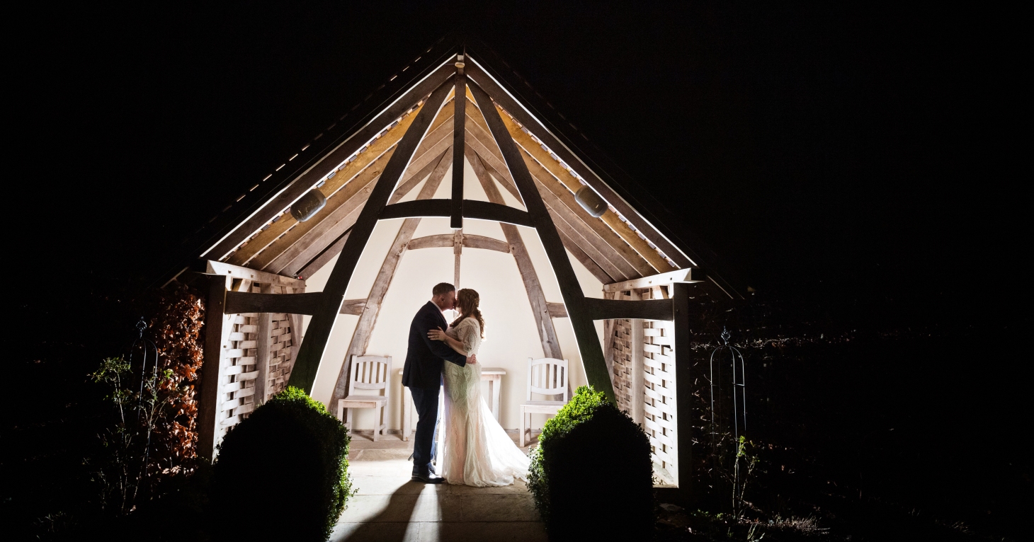 Stunning Cotswolds barn wedding kicks off 2025 in romantic style